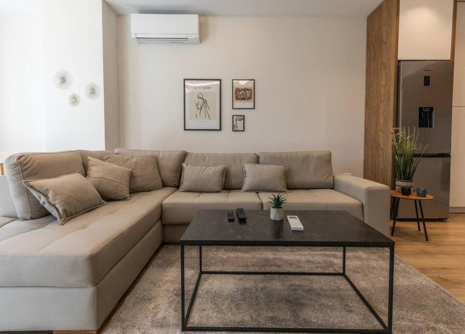 Green Leaf Apartment Τίρανα Εξωτερικό φωτογραφία